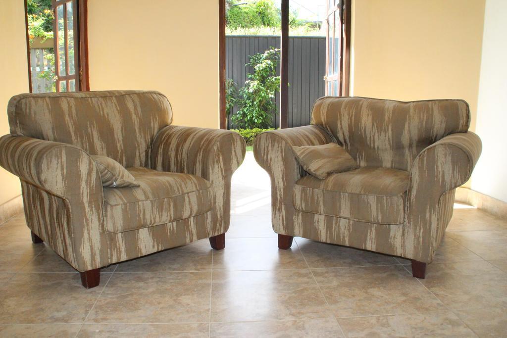 Self Cate Luxury Apartments Tennekumbura Room photo